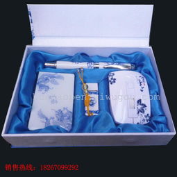 青花瓷商務(wù)禮品套裝 典雅藝術(shù)與實(shí)用商務(wù)的完美結(jié)合