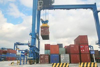 榕城外貿穩中提質，前三季度貨物進出口總值達1931.7億元，同比增長12.1%